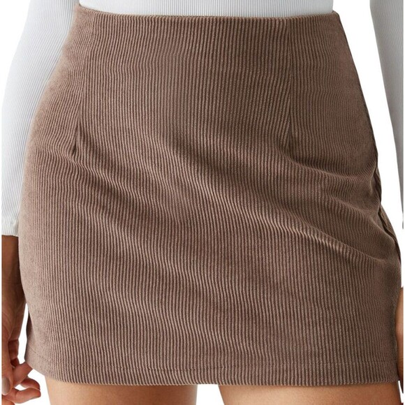 Halara Pants - Halara Cocoa Brown Corduroy Back Zip Mini Skirt Skort Size Small NWT